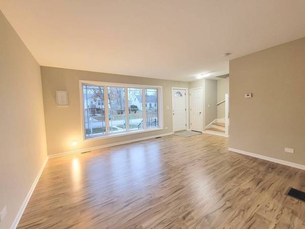 509 E End AVE, Hillside, IL 60162