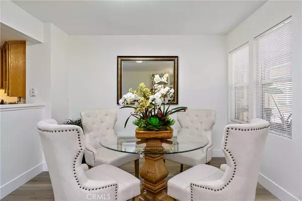 304 E Chestnut AVE #112, Santa Ana, CA 92701