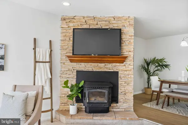 6 CASHELL CT, Nottingham, MD 21236