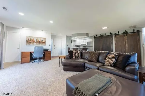 48 Sam Bonnell Dr, Union Twp., NJ 08809