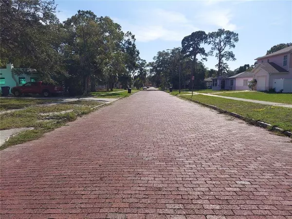 3821 8TH ST S, St Petersburg, FL 33705