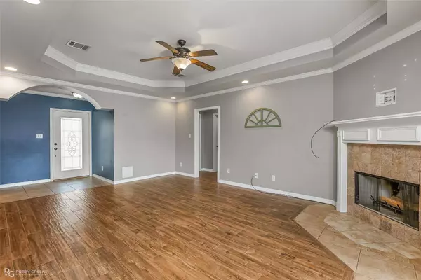 504 Amberwood Drive, Haughton, LA 71037