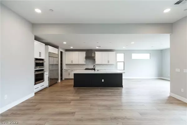 11954 Rockview Point Street, Las Vegas, NV 89138