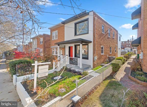 647 KENNEDY ST NE, Washington, DC 20011