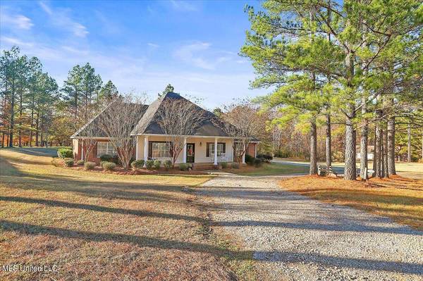 222 Doc Henry Cove Cove, Terry, MS 39170