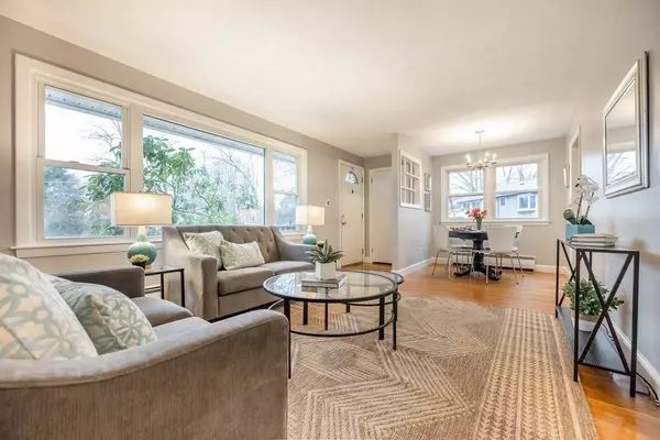 89 Chandler Rd, Andover, MA 01810