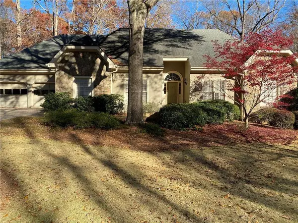 1835 Azalea Springs TRL, Roswell, GA 30075