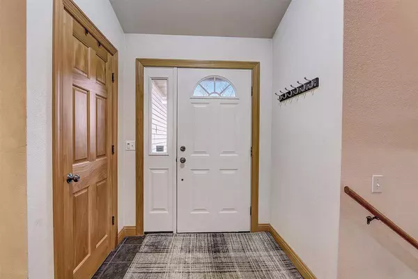 W10957 Arbor Valley Rd, Lodi, WI 53555