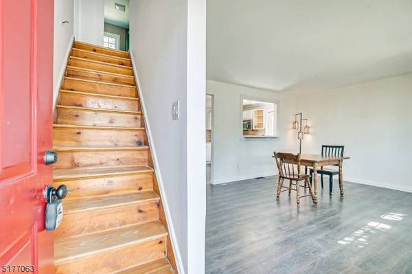 263 S 6Th Ave, Manville Boro, NJ 08835