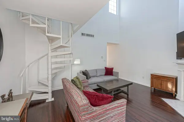 399 TAVISTOCK, Cherry Hill, NJ 08034