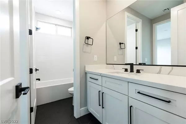 11954 Rockview Point Street, Las Vegas, NV 89138