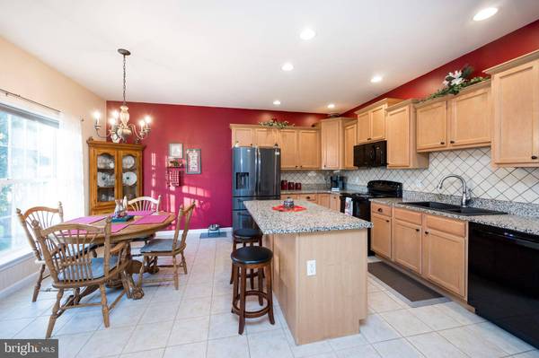 6 WILLOW VIEW BLVD, Willow Street, PA 17584