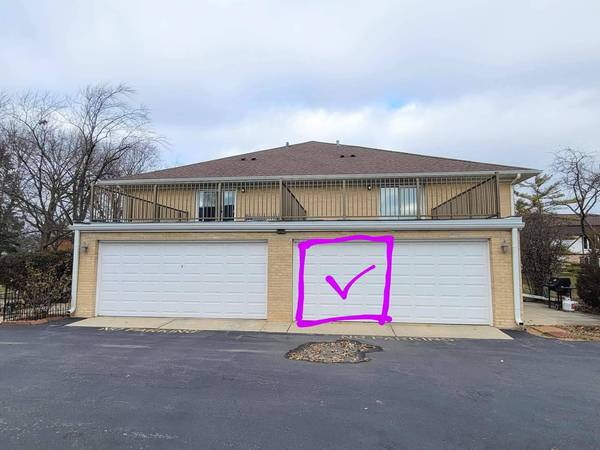 1322 New Wilke RD #2B, Arlington Heights, IL 60005