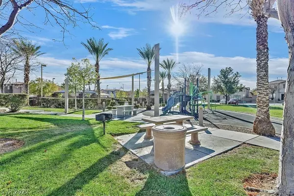 8935 Rufina Street, Las Vegas, NV 89148