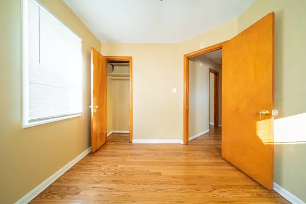 16860 Crane Avenue, Hazel Crest, IL 60429