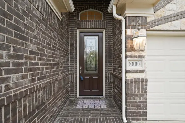 8800 Wyatt Circle, Argyle, TX 76226