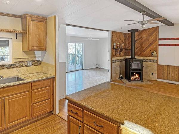 11484 Stoneybrook CIR, Grass Valley, CA 95949
