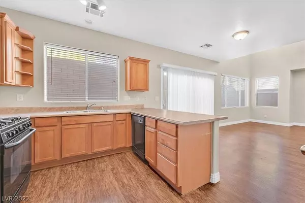 8935 Rufina Street, Las Vegas, NV 89148