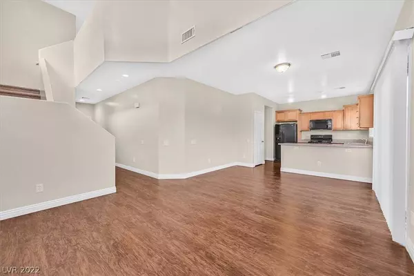 8935 Rufina Street, Las Vegas, NV 89148