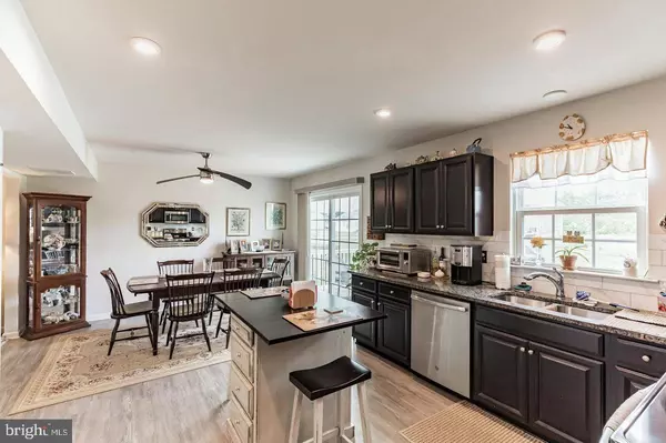 11 WATERS WAY, Penns Grove, NJ 08069