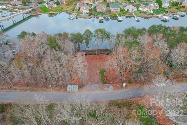 289 Windemere Isle RD, Statesville, NC 28677