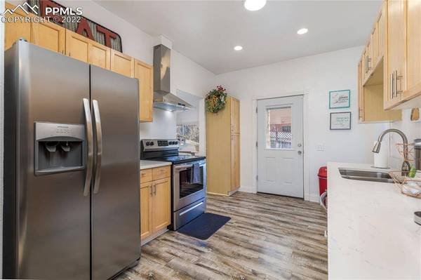 1904 Sheldon AVE, Colorado Springs, CO 80904