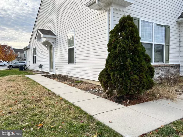 41 CRESTHAVEN, Dover, DE 19901