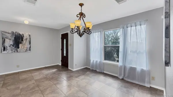 1077 STONE TRL, New Braunfels, TX 78130-2435