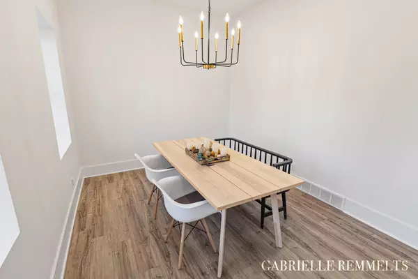 3678 Fuller NE Avenue, Grand Rapids, MI 49525