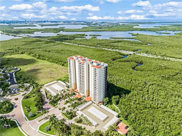 1065 Borghese LN #606, Naples, FL 34114