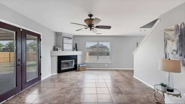 1077 STONE TRL, New Braunfels, TX 78130-2435