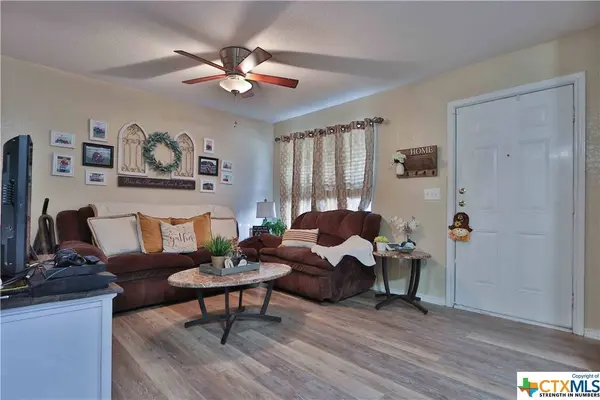 511 W Avenue C, Belton, TX 76513