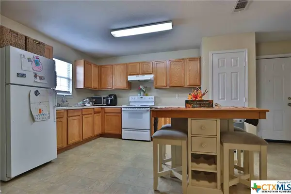 511 W Avenue C, Belton, TX 76513