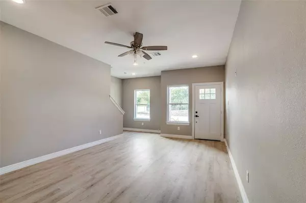 5262 Ella #601, Houston, TX 77018