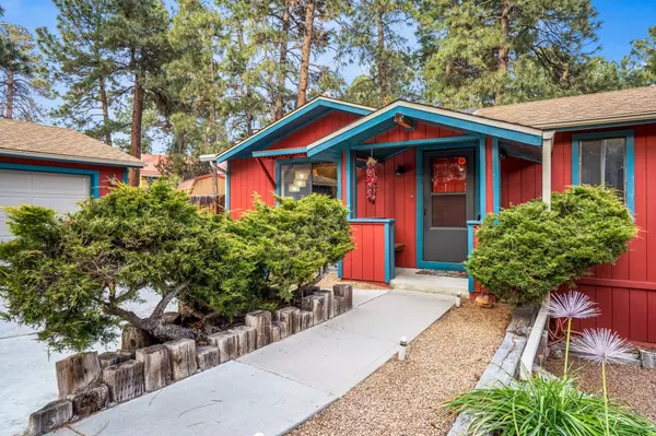 1118 San Ildefonso RD, Los Alamos, NM 87544