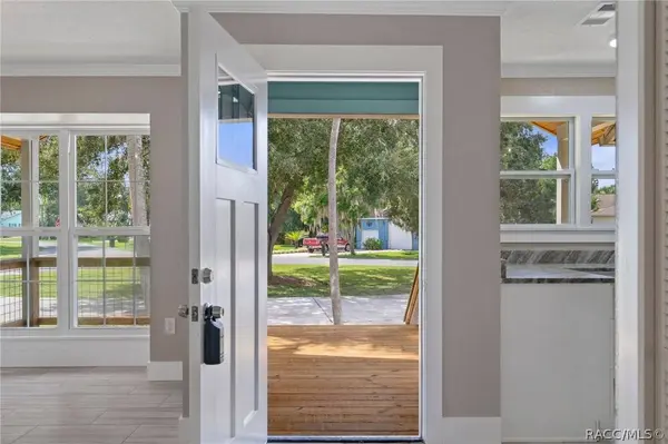 11439 W Waterway DR, Homosassa, FL 34448