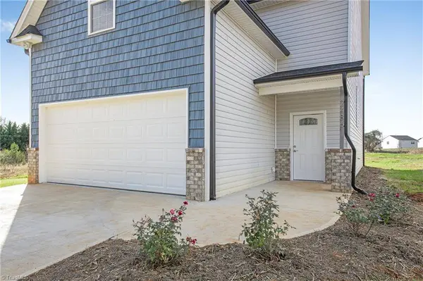 2486 Griffith RD, Winston Salem, NC 27103