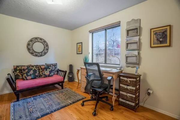 1118 San Ildefonso RD, Los Alamos, NM 87544