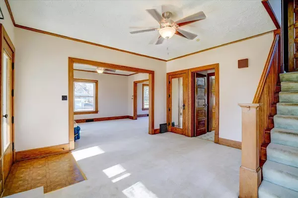 305 E Pearl St, Belleville, WI 53508