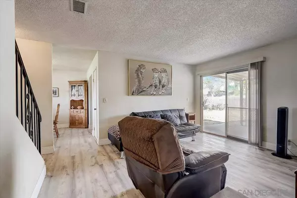 1800 Lindsley Park Dr, San Marcos, CA 92069