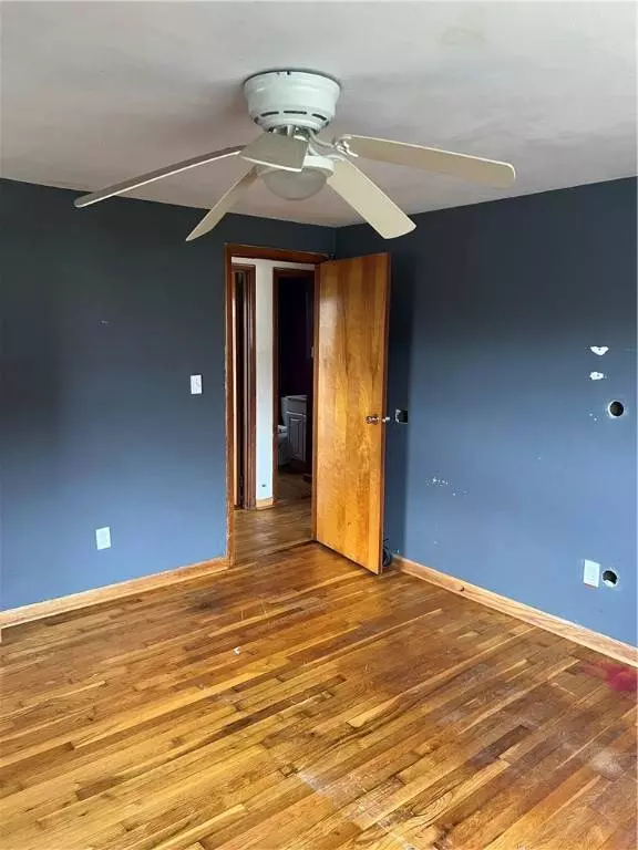 632 Millers Ln, Pittsburgh, PA 15239