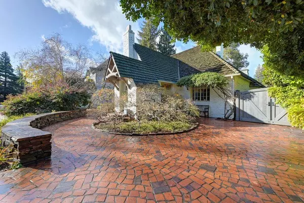 2974 Govan WAY, Sacramento, CA 95818