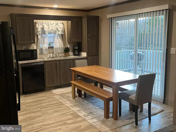 240 RIVER VALLEY, Rileyville, VA 22650