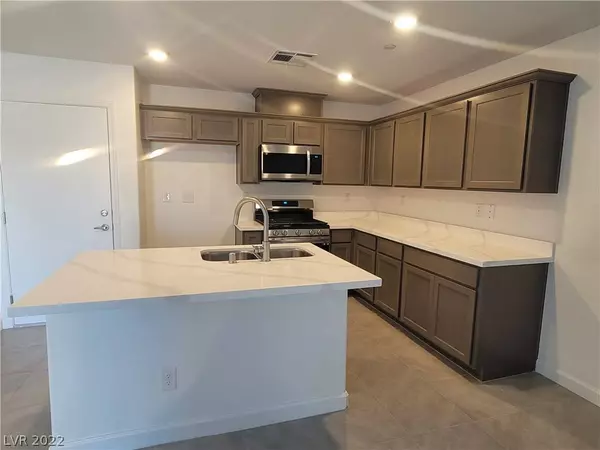 3546 Arcadian King Avenue, Las Vegas, NV 89106