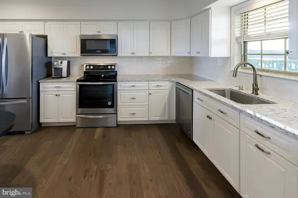 6272 MAIN ST, Voorhees, NJ 08043