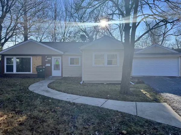 3001 Longfellow AVE, Hazel Crest, IL 60429