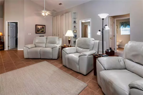 2302 EDMONTON CT, Clermont, FL 34711