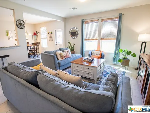 390 Martha DR, Buda, TX 78610