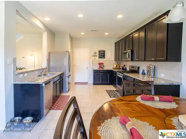 390 Martha DR, Buda, TX 78610