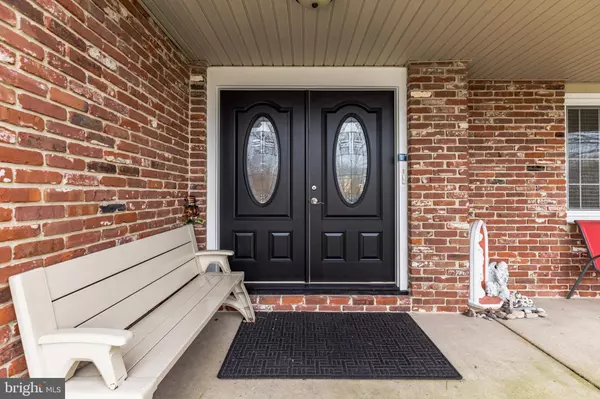 710 LINCOLN DR, Mount Laurel, NJ 08054